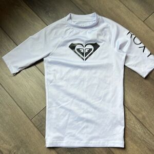 YM (10) Roxy Rash Guard